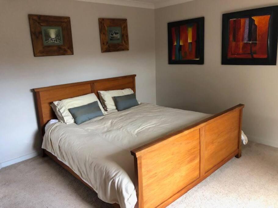 Sunny, Quiet, 2-Bedroom Unit In Fabulous Location! Cambridge Exteriér fotografie